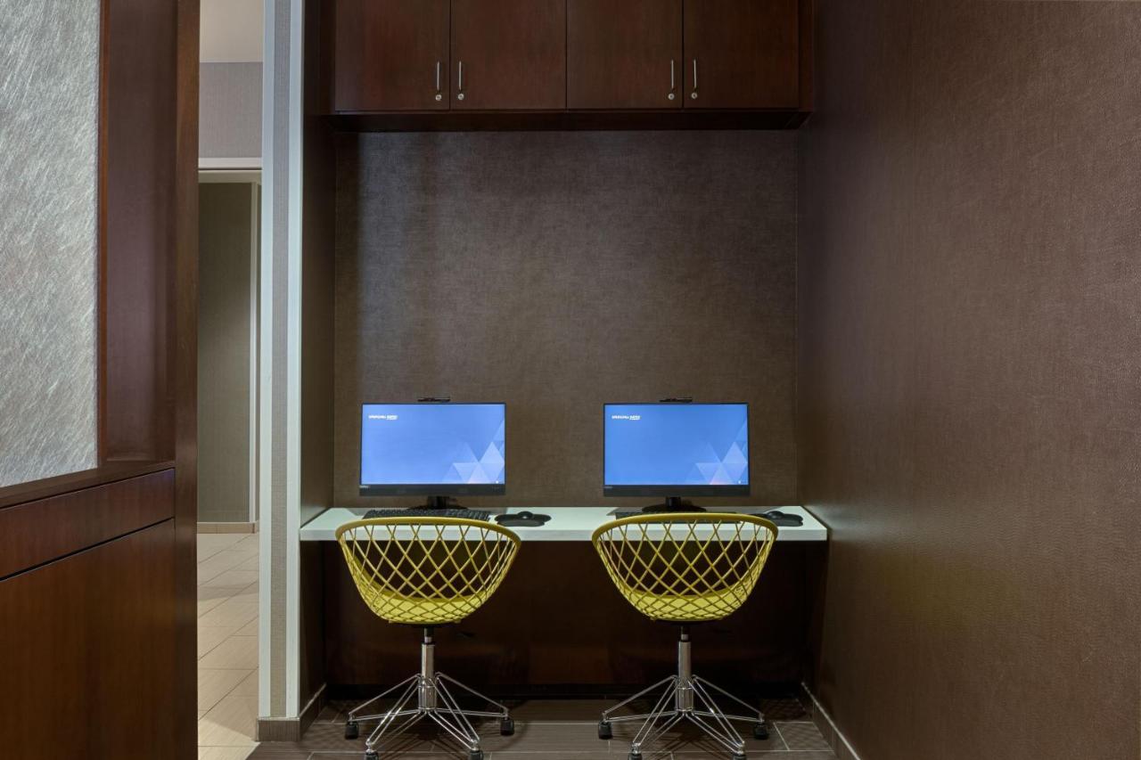 Springhill Suites By Marriott Bloomington Exterior foto