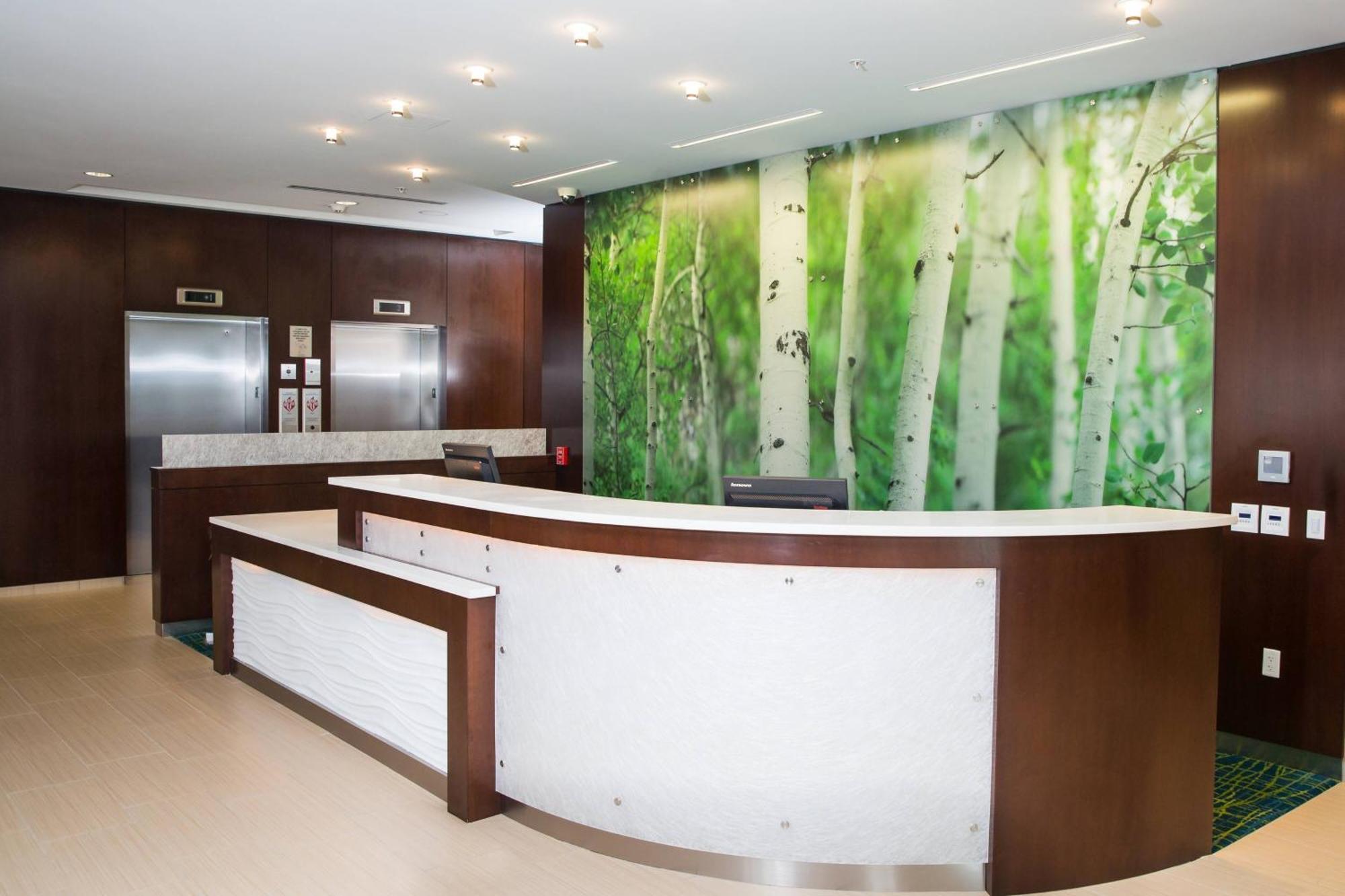 Springhill Suites By Marriott Bloomington Exterior foto