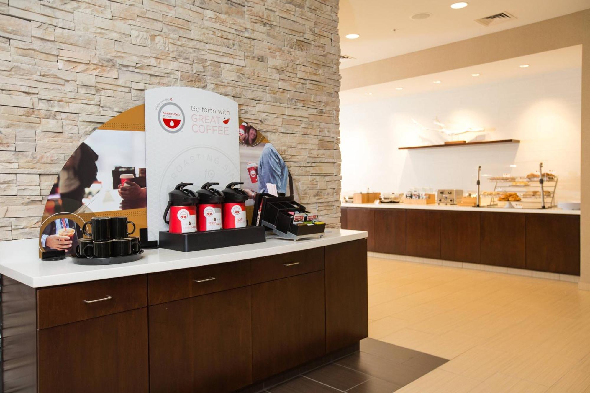Springhill Suites By Marriott Bloomington Exterior foto